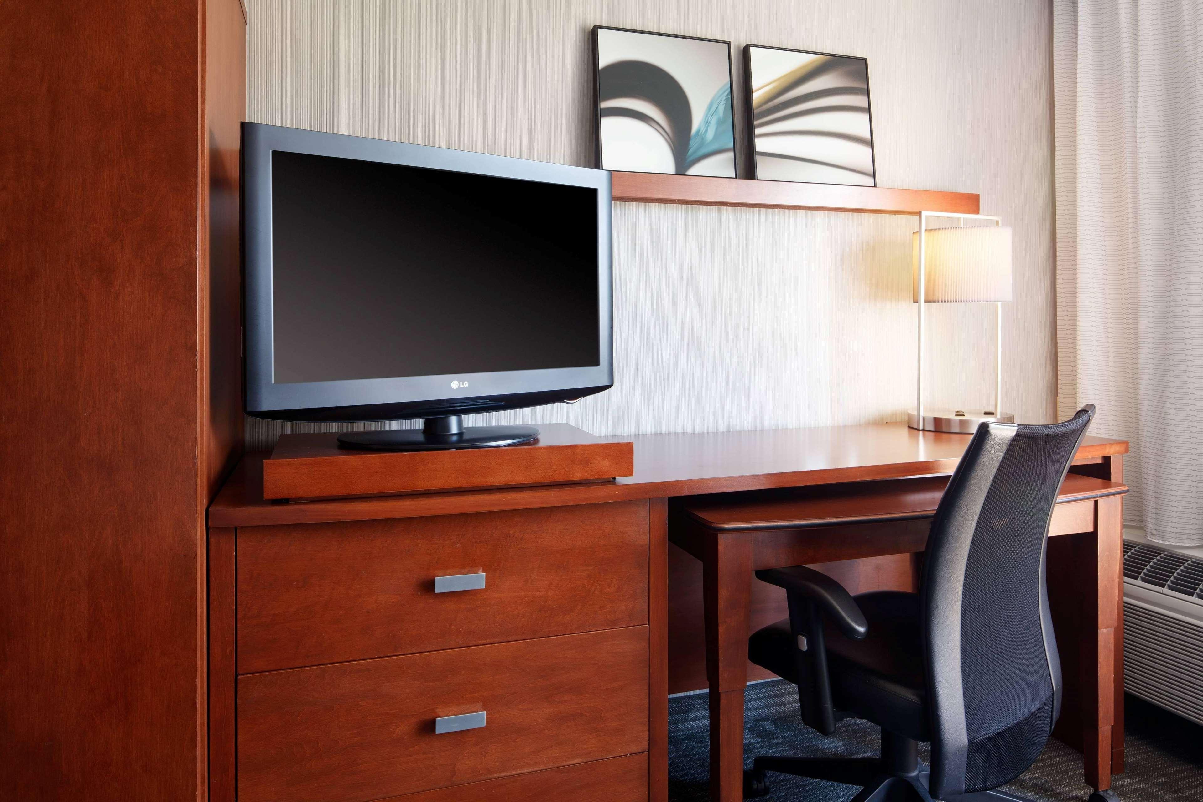 Sonesta Select Kansas City Airport Tiffany Springs Bagian luar foto