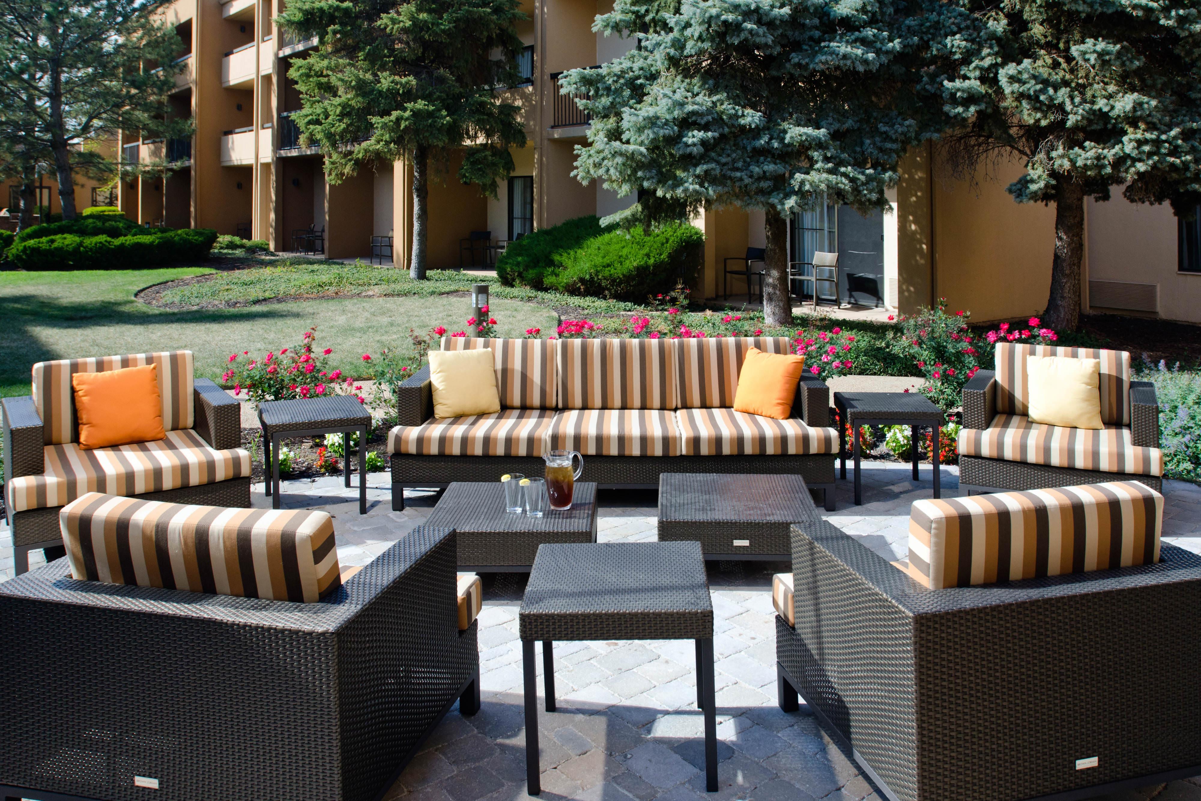 Sonesta Select Kansas City Airport Tiffany Springs Bagian luar foto